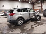 Toyota Rav4 Le JTMBFREV3FD173447 снимка