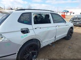 Volkswagen Tiguan 2.0T Se R-Line Black 3VV8B7AX4PM129885 снимка