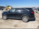Kia Sorento 2.4L Lx 5XYPG4A31KG530548 photo