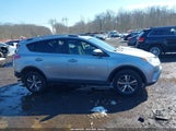 Toyota Rav4 Xle JTMRFREV4JJ222504 снимка