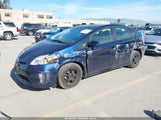 Toyota Prius Two JTDKN3DU0F0459739 photo