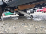 Toyota Tundra  5.7L V8 5TFAW5F13JX765695 photo