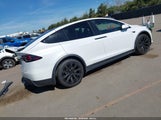 Tesla Model X Plaid Tri Motor All-Wheel Drive 7SAXCBE63NF349390 fotografie