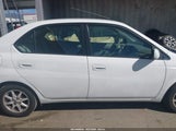 Toyota Prius JT2BK12UX10019335 снимка