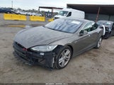 Tesla Model S 70D/85D/P85D 5YJSA1S28FF097842 fotografie