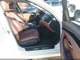 BMW 528I xDrive WBA5A7C57ED613698 fotografie