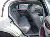 Lincoln Town Car Signature Limited 1LNHM82W95Y667256 снимка