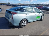 Toyota Prius Two JTDKBRFUXH3557994 снимка