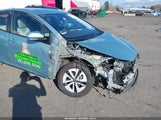 Toyota Prius Two JTDKBRFUXH3557994 снимка