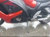Suzuki Gsx1300 R JS1GX72A682103071 снимка