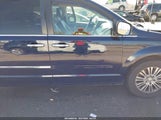 Chrysler Town & Country Touring-L 2C4RC1CG3DR778043 снимка