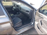 Volkswagen Jetta 1.4T R-Line/1.4T S/1.4T Se 3VWCB7BU5KM173025 photo