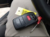 Toyota Prius Le JTDACAAUXR3019458 снимка
