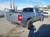 Toyota Tundra Sr5 5.7L V8 5TFRY5F15HX225966 снимка