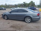 Volkswagen Passat 2.0T Se 1VWBA7A36JC032391 fotografie