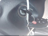 Toyota Sienna Le 8 Passenger 5TDKZ3DC3JS906713 снимка