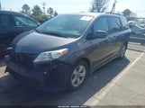 Toyota Sienna Le 8 Passenger 5TDKZ3DC3JS906713 снимка