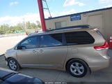 Toyota Sienna Le V6 5TDKK3DC0BS122656 снимка