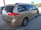 Toyota Sienna Le V6 5TDKK3DC0BS122656 снимка