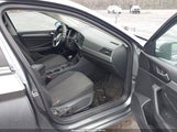 Volkswagen Jetta 1.4T R-Line/1.4T S/1.4T Se 3VWC57BU1KM073527 fotografie