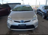 Toyota Prius Three JTDKN3DU8D5676343 снимка