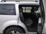 Nissan Pathfinder Silver 5N1AR1NN3CC603530 снимка