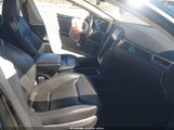 Tesla Model S 60D/70D/75D/85D/90D 5YJSA1E23GF136933 fotografie