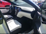 Tesla Model X 100D/75D/P100D 5YJXCBE22JF103533 fotografie