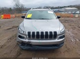 Jeep Cherokee Latitude Fwd 1C4PJLCB1JD519742 снимка