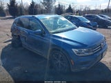 Volkswagen Tiguan 2.0T Se/2.0T Sel 3VV3B7AX2JM016227 снимка