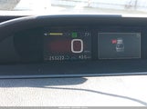 Toyota Prius Two JTDKBRFU2J3062369 снимка