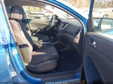 Hyundai Tucson Sport KM8J3CA20HU418023 photo