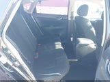 Nissan Sentra S 3N1AB7AP8JY298200 снимка