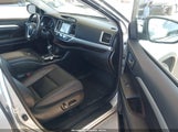 Toyota Highlander Xle 5TDJZRFH0KS732964 снимка