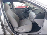 Toyota Corolla Le 2T1BU4EE0CC757578 fotografie