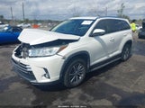 Toyota Highlander Xle 5TDJZRFH7KS610795 снимка