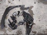 Subaru Crosstrek Premium JF2GUHDC1S8322027 снимка