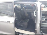 Chrysler Voyager Lxi 2C4RC1DG0LR163978 снимка