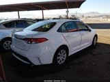 Toyota Corolla Le JTDEPRAE8LJ080503 снимка