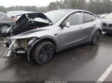 Tesla Model Y Premium Rear-Wheel Drive/Standard Rear-Wheel Drive 7SAYGDEDXTA436880 снимка