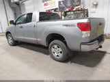 Toyota Tundra Grade 4.6L V8 5TFUM5F16AX014934 снимка