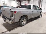 Toyota Tundra Grade 4.6L V8 5TFUM5F16AX014934 fotografie