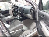 Toyota Tundra Grade 4.6L V8 5TFUM5F16AX014934 fotografie