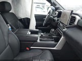Toyota Tundra Platinum 5TFNA5DB1NX026911 photo