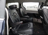 Chrysler Pacifica Touring L Plus 2C4RC1EG5JR260475 снимка