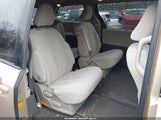 Toyota Sienna Le V6 5TDKK3DC3BS114115 снимка