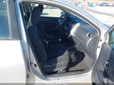 Nissan Versa 1.6 Sv 3N1CN7AP0HK451908 снимка