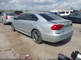 Volkswagen Passat 1.8T R-Line 1VWAS7A33GC045133 снимка