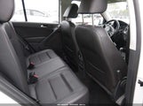 Volkswagen Tiguan 2.0T/2.0T S WVGAV7AX7HK041571 photo