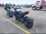 Ducati Diavel ZDM13BLW8DB017893 fotografie
